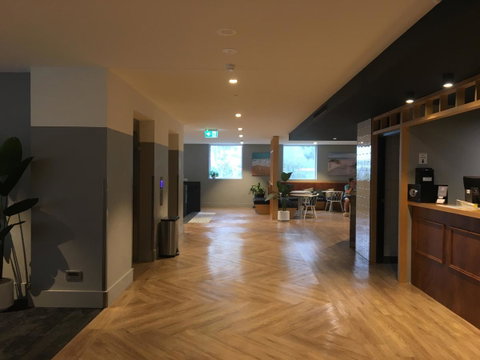 Woodroffe Hotel - VIC Tourism 7
