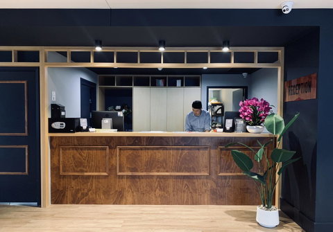 Woodroffe Hotel - VIC Tourism 2