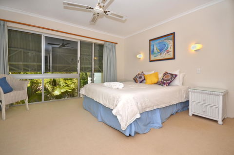 Raintrees Moffat Beach - VIC Tourism 4