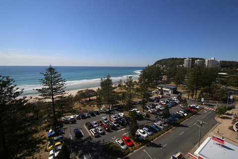 Oceania On Burleigh Beach - VIC Tourism 43