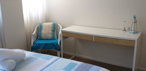 Oceania On Burleigh Beach - VIC Tourism 10