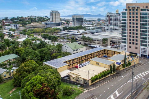The Robert Towns - VIC Tourism 24