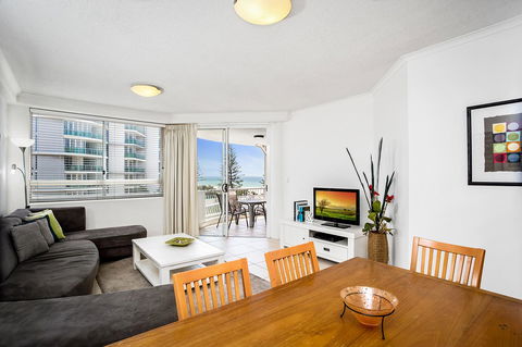Kirra Beach Apartments - VIC Tourism 31
