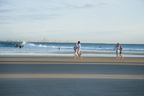 Kirra Beach Apartments - VIC Tourism 11