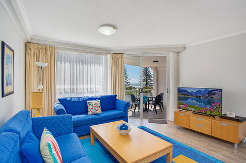 Kirra Beach Apartments - VIC Tourism 15