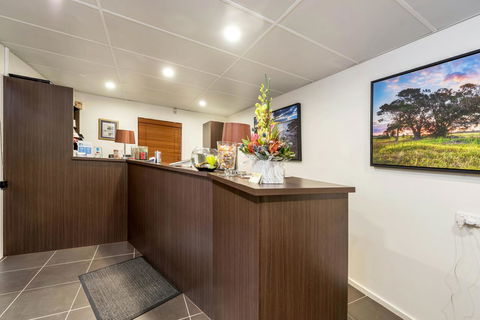 Sugar Country Motor Inn - VIC Tourism 12
