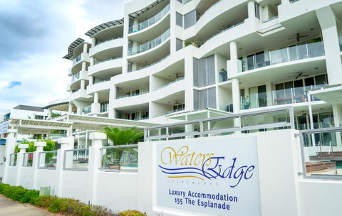 Waters Edge Apartment Cairns - VIC Tourism 1