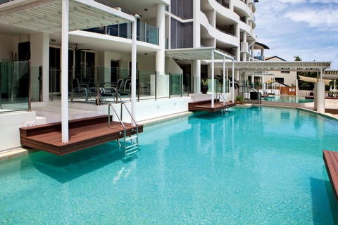 Waters Edge Apartment Cairns - VIC Tourism 0