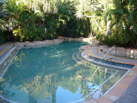 Currumbin Sands On The Beach - VIC Tourism 36