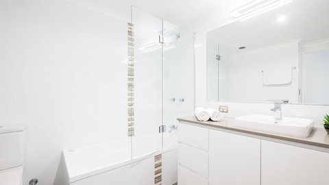 Currumbin Sands On The Beach - VIC Tourism 35