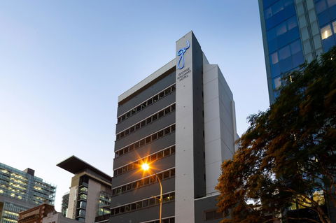 George Williams Hotel - VIC Tourism 0