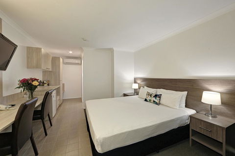 Smart Motels Bert Hinkler - VIC Tourism 21