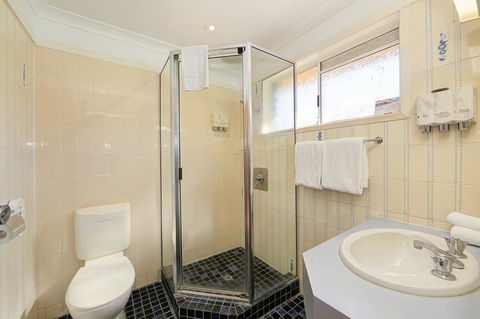 Smart Motels Bert Hinkler - VIC Tourism 14