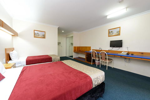 Smart Motels Bert Hinkler - VIC Tourism 2