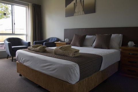 Kallangur Motel - VIC Tourism 4