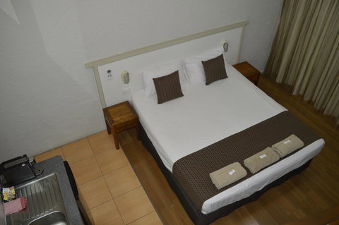 Kallangur Motel - VIC Tourism 37