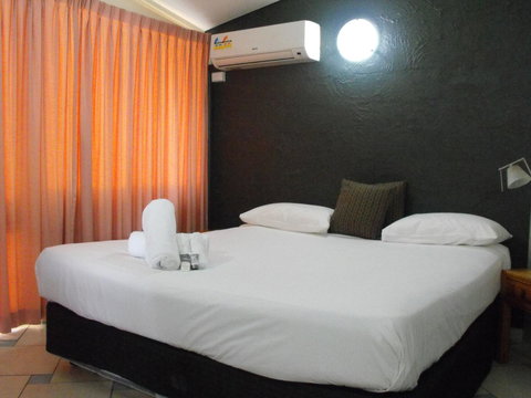 Kallangur Motel - VIC Tourism 2