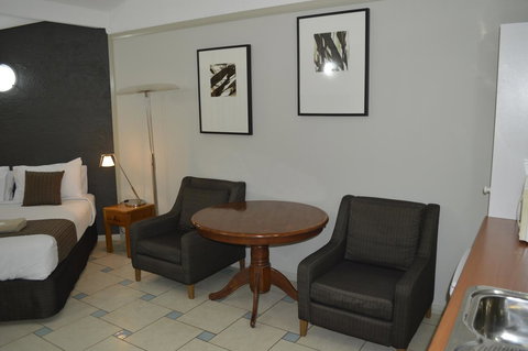 Kallangur Motel - VIC Tourism 32