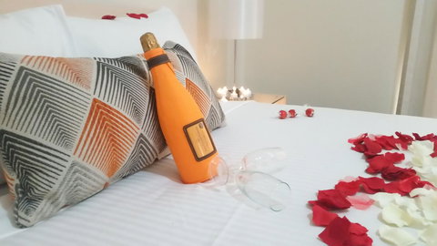 La Vida On Anzac - VIC Tourism 35