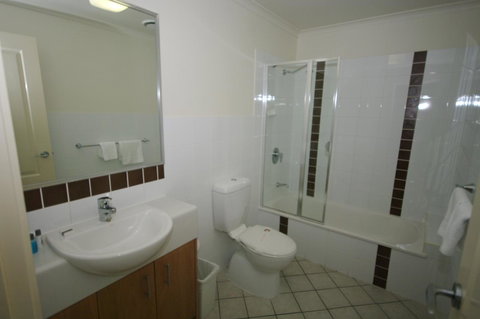 La Vida On Anzac - VIC Tourism 11