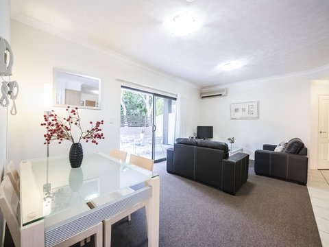 La Vida On Anzac - VIC Tourism 39