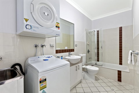 La Vida On Anzac - VIC Tourism 30