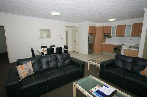 La Vida On Anzac - VIC Tourism 9