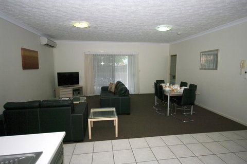 La Vida On Anzac - VIC Tourism 5