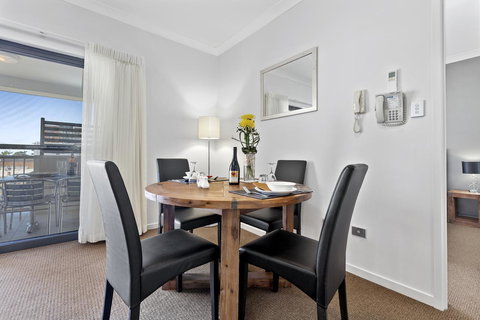 La Vida On Anzac - VIC Tourism 20