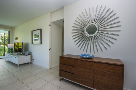Blue On Blue Apartment 1031 - VIC Tourism 1