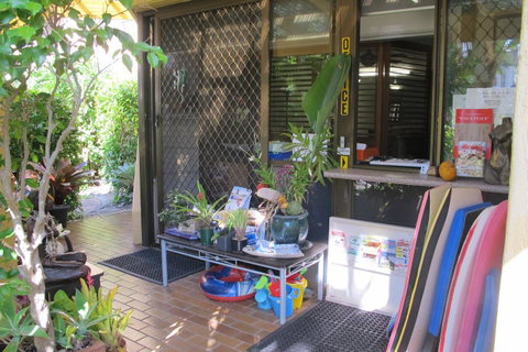 Grangewood Court Apartments - VIC Tourism 16