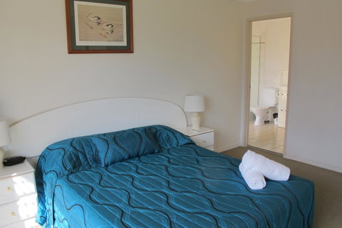 Grangewood Court Apartments - VIC Tourism 4