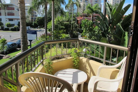 Grangewood Court Apartments - VIC Tourism 7