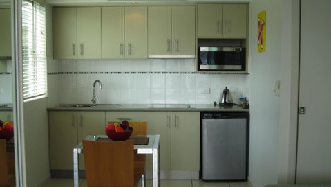 Waterview Airlie Beach - VIC Tourism 5