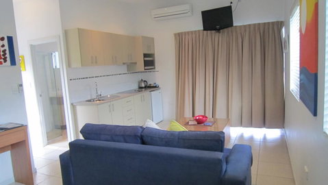 Waterview Airlie Beach - VIC Tourism 27