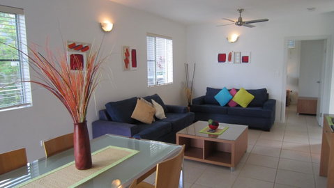 Waterview Airlie Beach - VIC Tourism 21