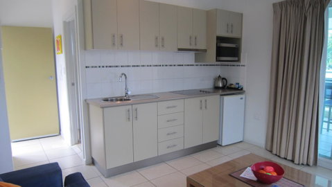 Waterview Airlie Beach - VIC Tourism 24