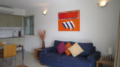 Waterview Airlie Beach - VIC Tourism 2