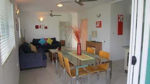 Waterview Airlie Beach - VIC Tourism 20