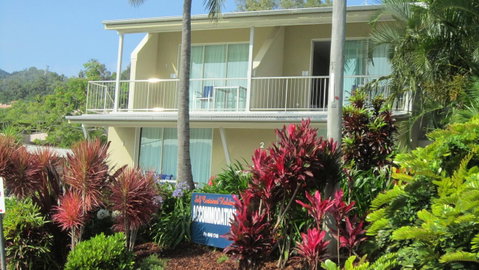 Waterview Airlie Beach - VIC Tourism 31