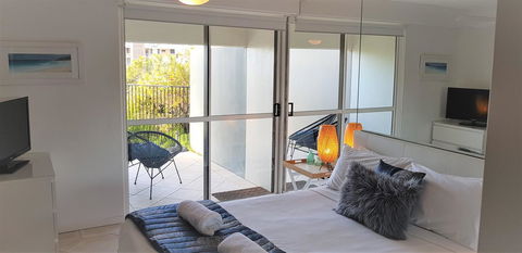 Gemini Court Holiday Apartments - VIC Tourism 22