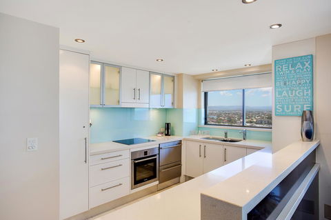 Gemini Court Holiday Apartments - VIC Tourism 29