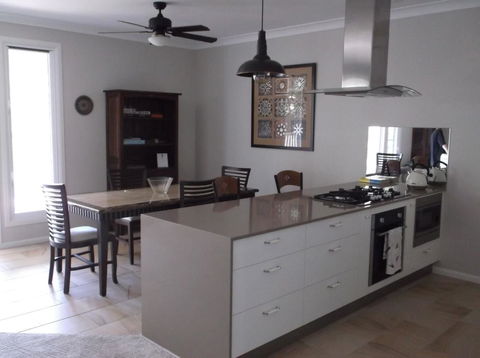 La Casita Banca - Luxury Holiday Home - VIC Tourism 7