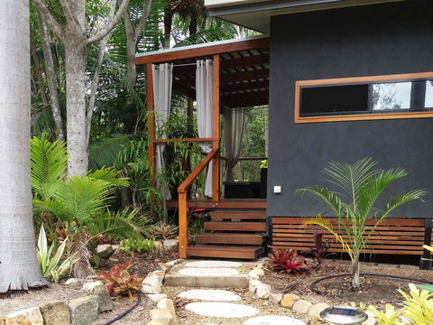 Forest Lodge: Little Villa - VIC Tourism 15