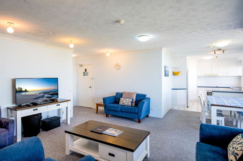 Burgess @ Kings Beach Apartments - VIC Tourism 28