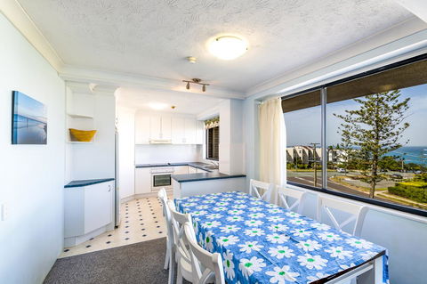 Burgess @ Kings Beach Apartments - VIC Tourism 32