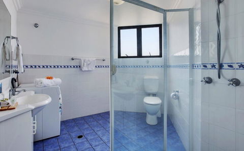 Komune Resort And Beach Club Greenmount Beach - VIC Tourism 37