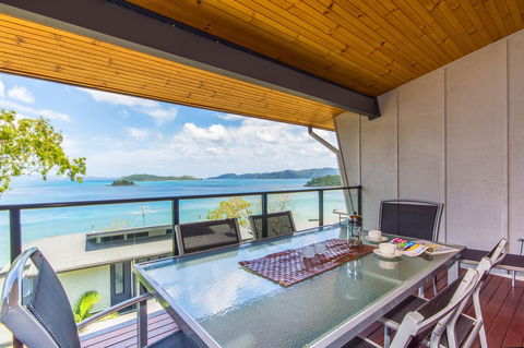 Shorelines Apartments On Hamilton Island By HIHA - VIC Tourism 1