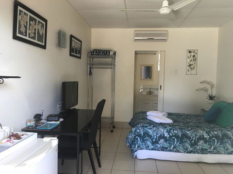 Black Marlin Motel - VIC Tourism 22
