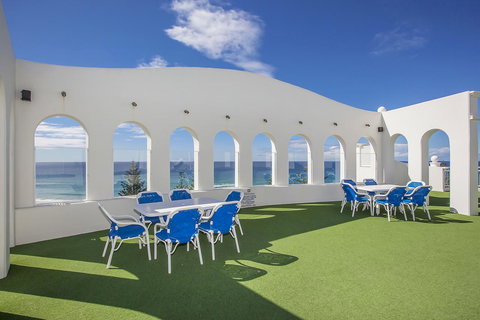 ULTIQA Burleigh Mediterranean Resort - VIC Tourism 25